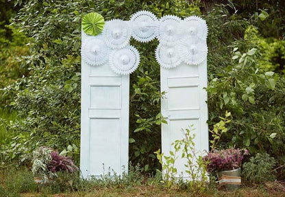 Green Leaves White Door Backdrop for Wedding Ceremony Photography